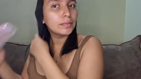 Snapshot of good_girl4_u1 chatting on 8, 3, 2025 salome online show from 8, 3, 2025