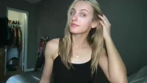 goodgirlliv online show from 22, 9, 2025