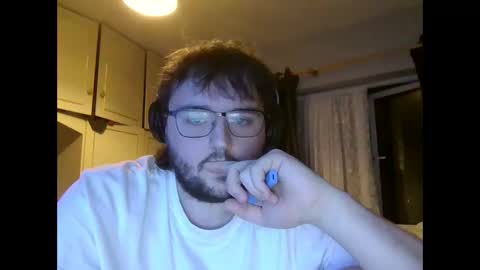 Snapshot of goonerpiggie chatting on 12, 10, 2025 goonerpiggie online show from 12, 10, 2025