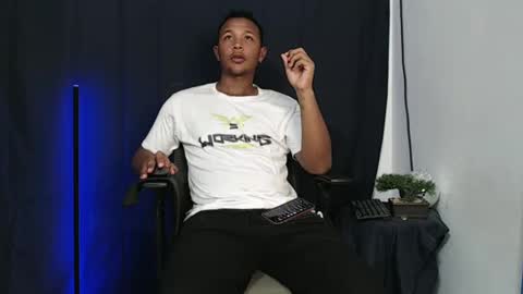 Snapshot of goos_cum chatting on 3, 2, 2025 Goos online show from 3, 2, 2025