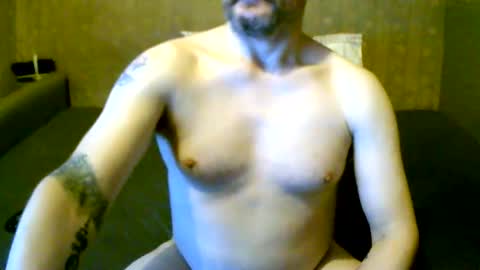 Snapshot of goosey77 chatting on 26, 10, 2025 Goosey77 online show from 26, 10, 2025