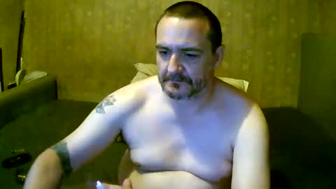 Snapshot of goosey77 chatting on 9, 4, 2026 Goosey77 online show from 9, 4, 2026