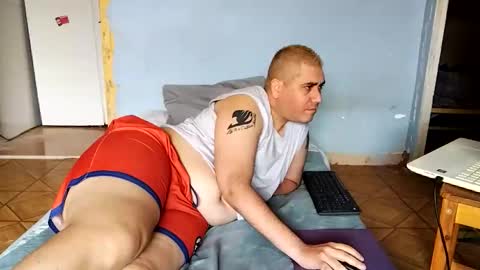 Snapshot of gorak32 chatting on 1, 5, 2026 GoraK online show from 1, 5, 2026