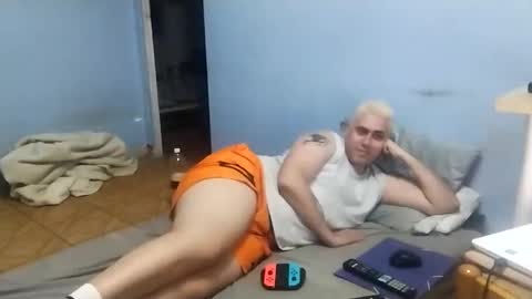Snapshot of gorak32 chatting on 15, 5, 2026 GoraK online show from 15, 5, 2026