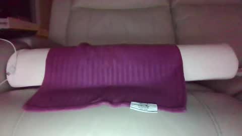 gordan10973 online show from 2, 12, 2024