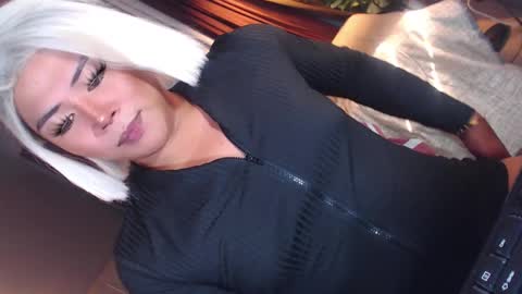 Samantha online show from 14, 4, 2026