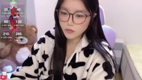 gorgeous girl33 online show from 1, 3, 2026