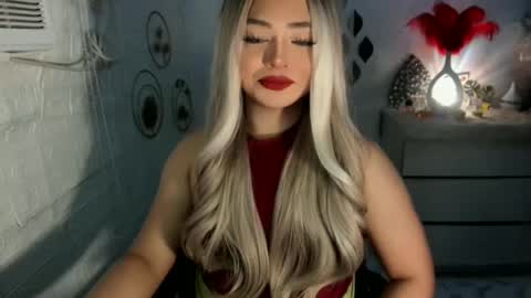 Snapshot of gorgeousamandarose chatting on 16, 12, 2024 Amanda rose online show from 16, 12, 2024