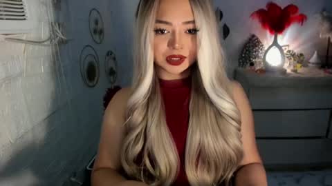 Snapshot of gorgeousamandarose chatting on 17, 12, 2024 Amanda rose online show from 17, 12, 2024
