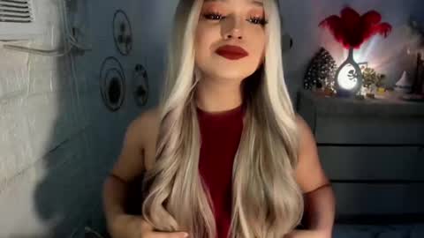 Snapshot of gorgeousamandarose chatting on 19, 12, 2024 Amanda rose online show from 19, 12, 2024