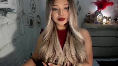 Snapshot of gorgeousamandarose chatting on 11, 3, 2025 Amanda rose online show from 11, 3, 2025