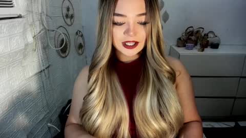 Snapshot of gorgeousamandarose chatting on 15, 9, 2025 Amanda rose online show from 15, 9, 2025