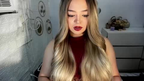 Snapshot of gorgeousamandarose chatting on 19, 9, 2025 Amanda rose online show from 19, 9, 2025