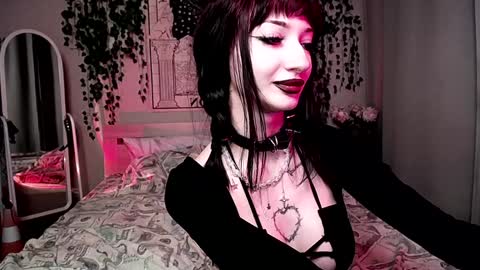    online show from 24, 12, 2024