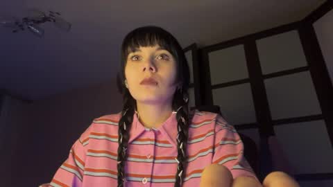 Snapshot of gothickq chatting on 25, 5, 2026 gothickq online show from 25, 5, 2026