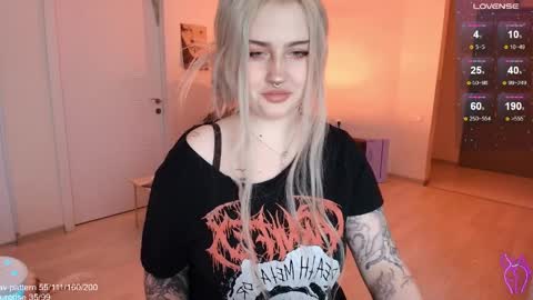 traumfrau Kira angel face devil eyes I SELL A LOT VIDEO IN GALLERY online show from 5, 4, 2026