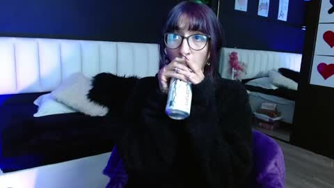 Meredith Alessandra online show from 16, 4, 2026