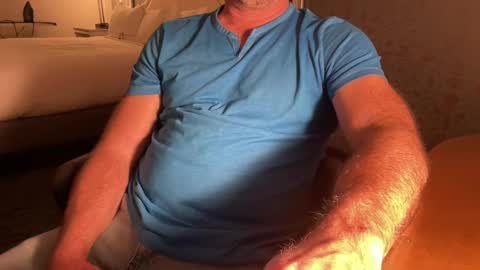 Snapshot of gqimage chatting on 25, 2, 2025 GQImage online show from 25, 2, 2025