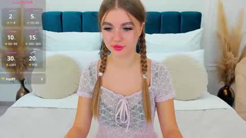 Snapshot of graceerica chatting on 6, 10, 2025 Erika online show from 6, 10, 2025
