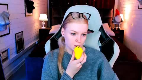 Snapshot of graceglamour chatting on 14, 1, 2025 Grace Glamour online show from 14, 1, 2025