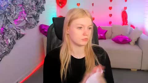 Snapshot of graceglamour chatting on 22, 2, 2025 Grace Glamour online show from 22, 2, 2025
