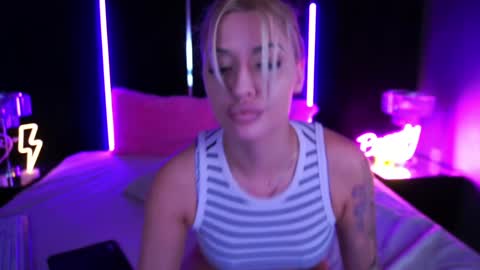 Snapshot of gracehotdavies chatting on 28, 1, 2025 Grace online show from 28, 1, 2025