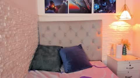 Snapshot of graceymilf999 chatting on 9, 1, 2025 Gracey Milf online show from 9, 1, 2025