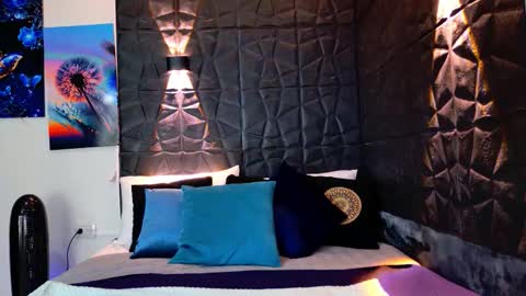 Gracey Milf online show from 7, 11, 2025