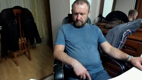 Anthony online show from 5, 3, 2025