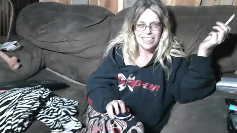 Granny Low online show from 21, 12, 2024