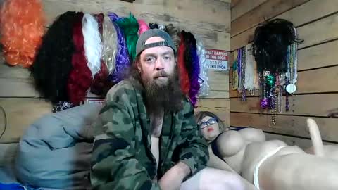 Snapshot of grannypounder chatting on 6, 1, 2025 grannypounder online show from 6, 1, 2025