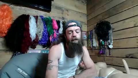 Snapshot of grannypounder chatting on 9, 1, 2025 grannypounder online show from 9, 1, 2025