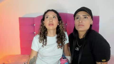 Snapshot of grave_duo chatting on 1, 7, 2026 GRAVE DUO online show from 1, 7, 2026