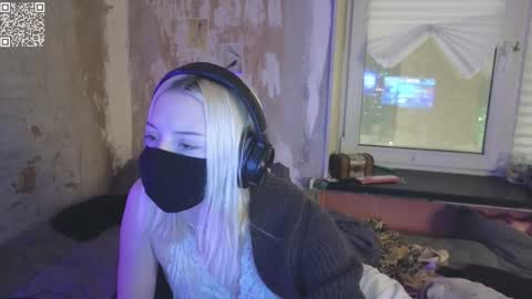 graylovescookies online show from 11, 1, 2025