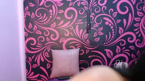 Isabella online show from 10, 3, 2026