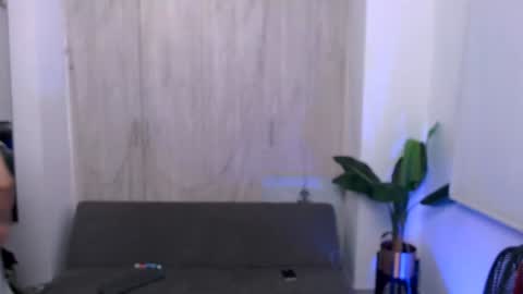 Snapshot of grecia_millercol chatting on 6, 12, 2024 grecia_millercol online show from 6, 12, 2024