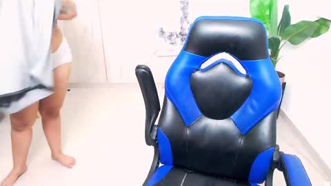 Snapshot of grecia_millercol chatting on 10, 12, 2024 grecia_millercol online show from 10, 12, 2024