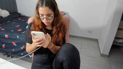 GreciaRuiz online show from 27, 10, 2025