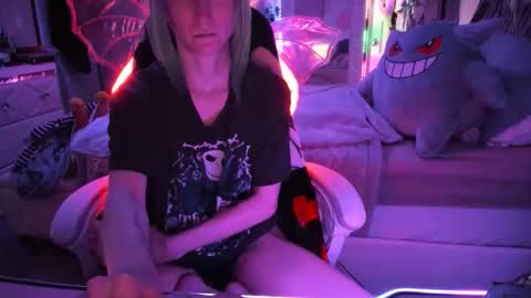 GreenEyedLovexo online show from 1, 12, 2025