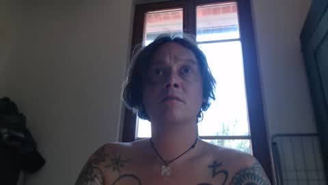 Snapshot of greenmoon88888 chatting on 27, 4, 2026 Greenmoon online show from 27, 4, 2026