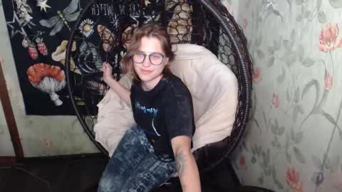 Snapshot of greenwitch9 chatting on 19, 9, 2025 Lina online show from 19, 9, 2025