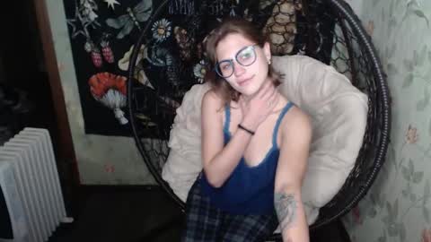 Snapshot of greenwitch9 chatting on 7, 10, 2025 Lina online show from 7, 10, 2025
