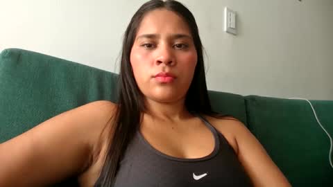 Snapshot of greicy098 chatting on 19, 9, 2025 grei online show from 19, 9, 2025