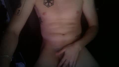 Snapshot of greloz chatting on 5, 2, 2025 greloz online show from 5, 2, 2025