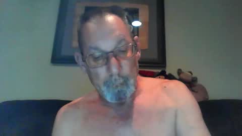 Snapshot of greybeard6868 chatting on 16, 12, 2024 greybeard6868 online show from 16, 12, 2024