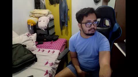 Snapshot of greybondage93 chatting on 5, 12, 2025 Grey Hardy Slave online show from 5, 12, 2025