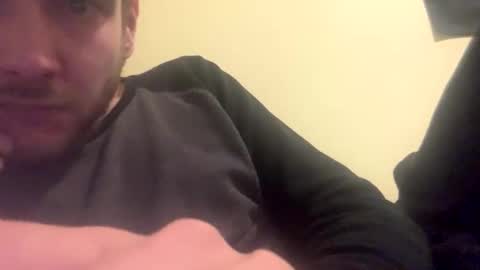 Perfectlyaveragesavage online show from 22, 11, 2025