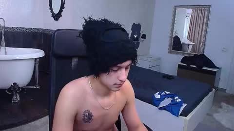 Snapshot of griffindane chatting on 1, 3, 2026 GriffinDane online show from 1, 3, 2026