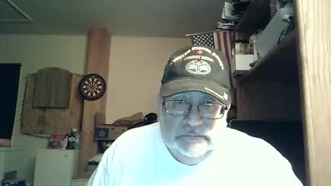Snapshot of gripthisniceandhard001 chatting on 22, 12, 2025 gripthisniceandhard001 online show from 22, 12, 2025
