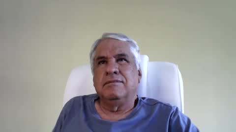 Snapshot of grisa01 chatting on 4, 2, 2025 grisa01 online show from 4, 2, 2025